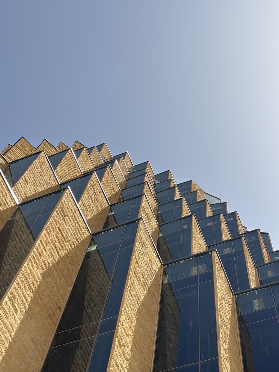 MSkyline tweet media