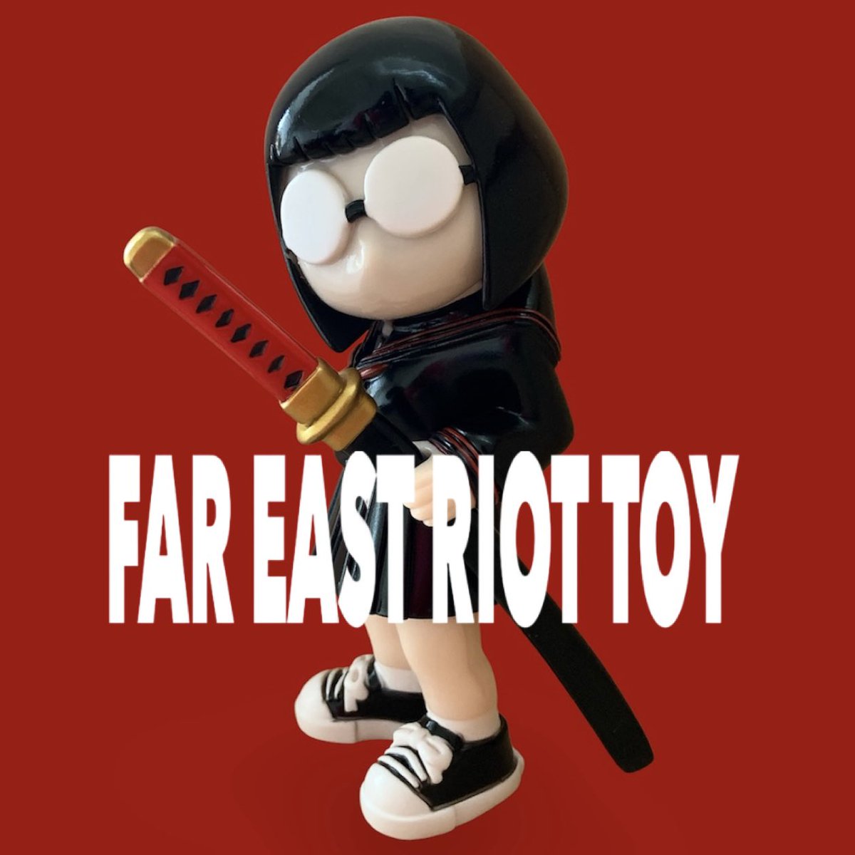 garyujp's tweet photo. 人気急上昇中アーティストのFAR EAST RIOT TOYさんのやよいちゃんソフビオンライン販売いたします[日常に生きるやよいちゃん]ミドルサイズ 黒/赤
発売日3月27日20時～数量限定で先着順にてご購入いただけます
https://t.co/g1hB8eZNc9店頭にお越しになれない方に喜んでいただけたらと思います https://t.co/fQlIYYa4oZ