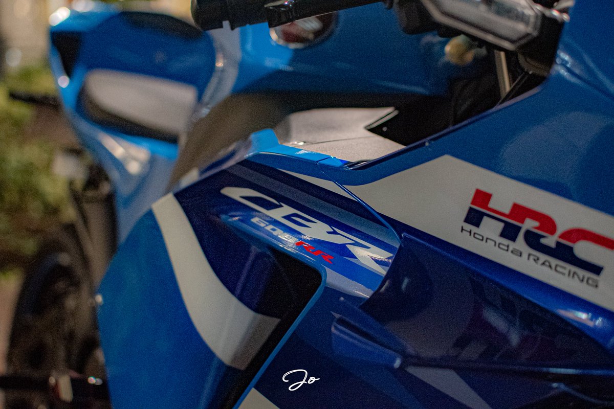 いおり tweet media