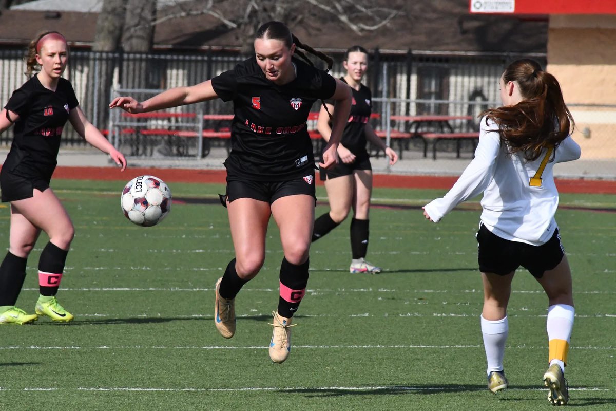 myLSPS's tweet image. From the rec ⚽️ fields at just 3 years old to the varsity team at @LSHSShorian, Megan Sweeney’s soccer journey has been fueled by hard work, heart, and family: facebook.com/share/p/1LUwpr…. #myLSPS