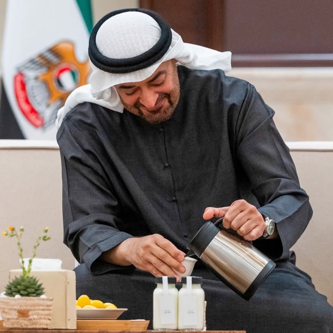 x_uae71's tweet photo. فارق عن الغير ، قَدر ومقام 🤍 https://t.co/nejeijn41B