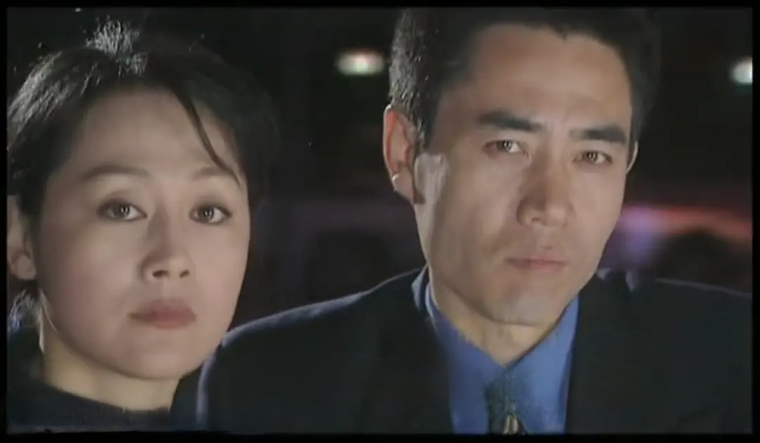 clementine tweet media