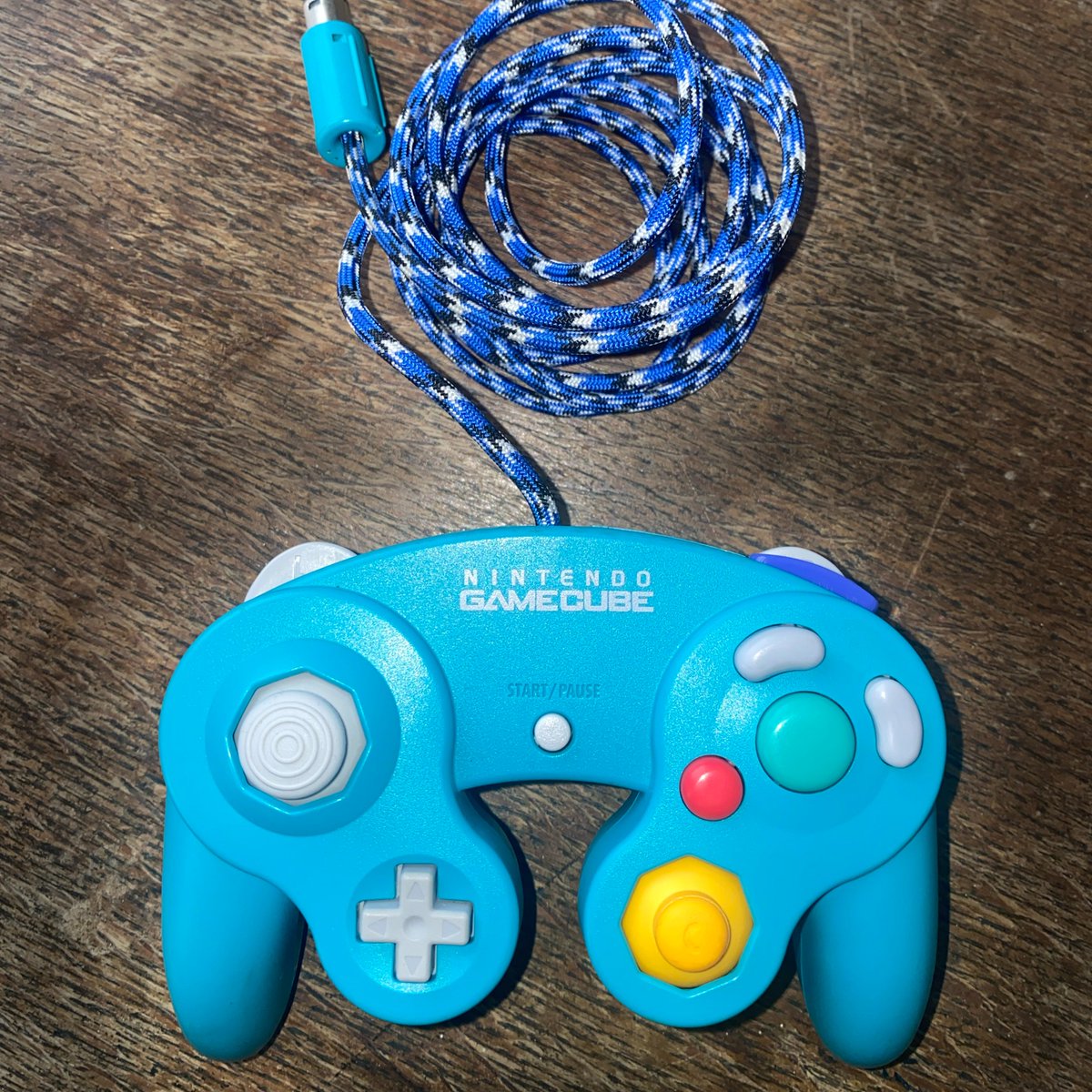 LloydTheHuman tweet media