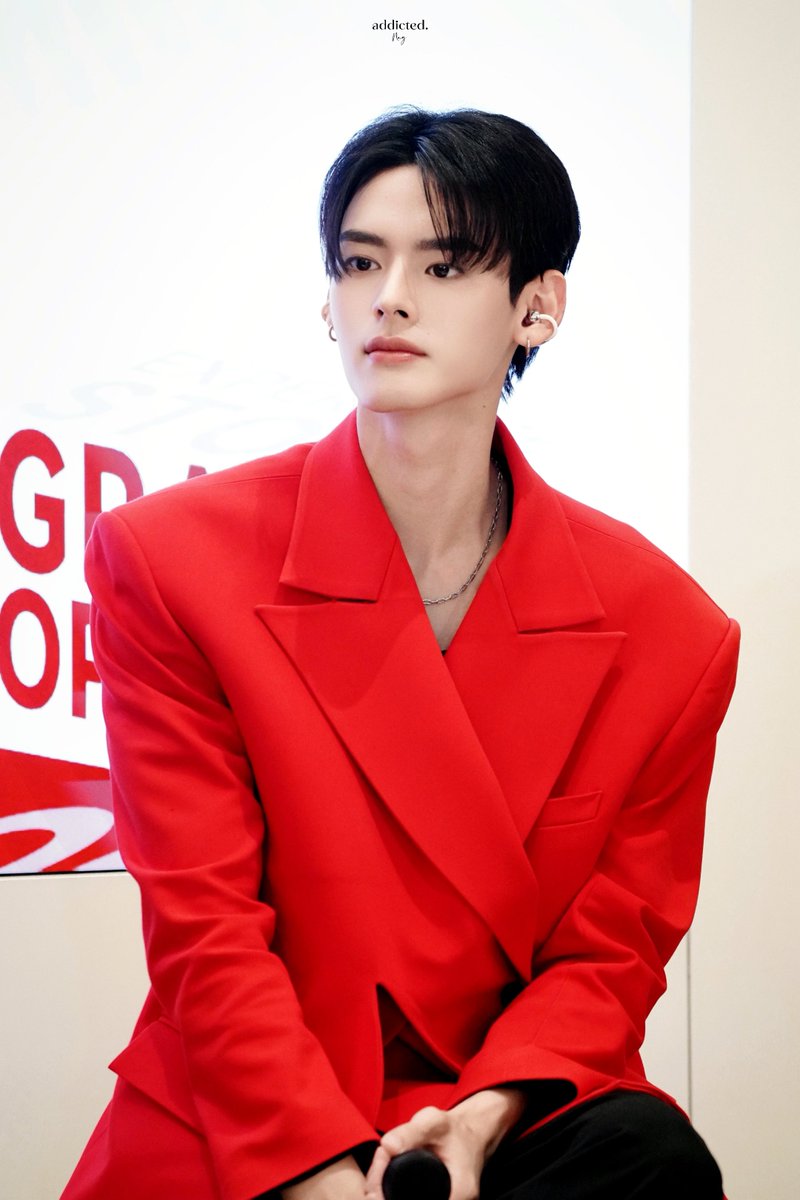 addicted. tweet media