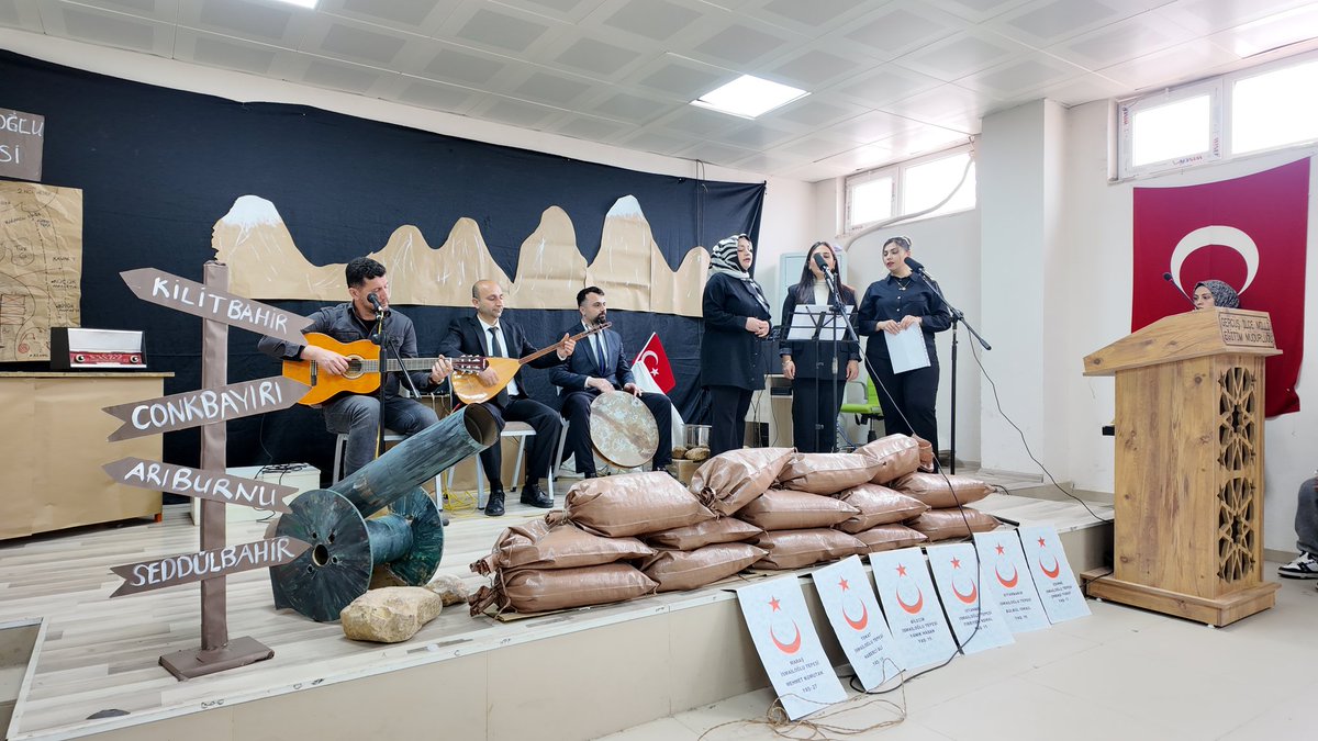 gercusmem's tweet photo. 18 Mart Çanakkale Zaferi Ve Şehitleri Anma Programı Düzenlendi. https://t.co/TQJqEeTE6k