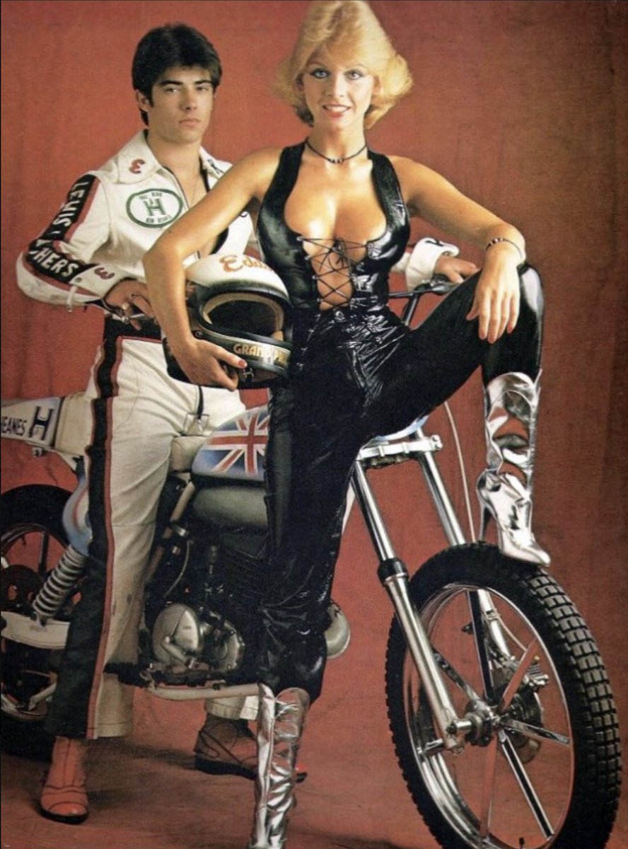 Saucy Seventies Adventures tweet media