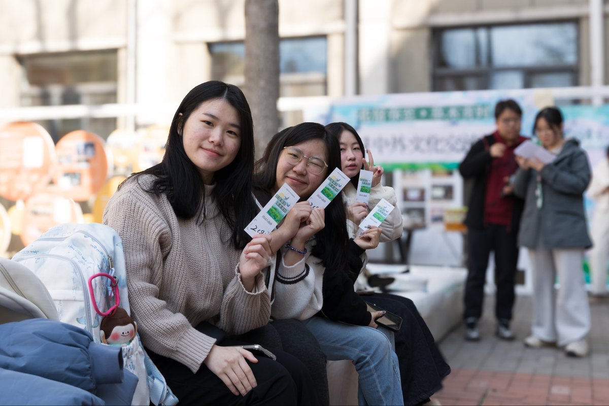 NankaiFocus's tweet photo. On this Spring Equinox, we gather where cultures meet.
At NKU we come together to celebrate the event “When Blossoms Herald Spring” — a moment of renewal, connection, and shared joy.
May this season bloom with warmth and understanding.
 
#SpringEquinox #NKU #CulturalBridges https://t.co/QpzB4dvjVz