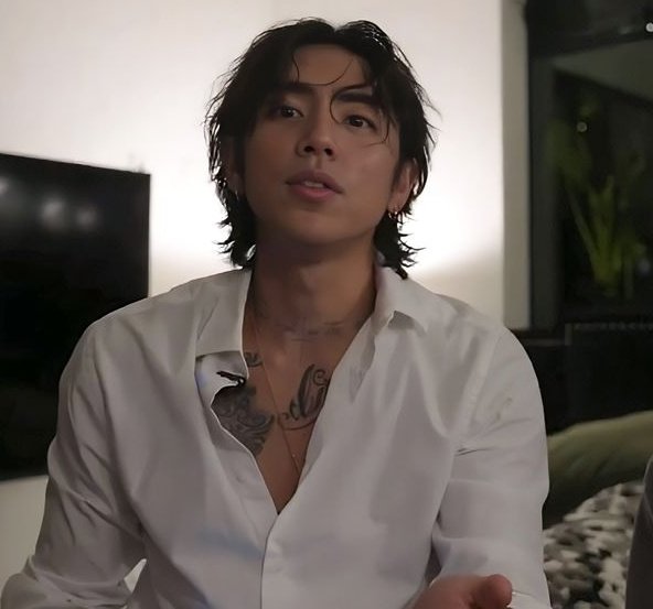 𝐉𝐢 — tweet media