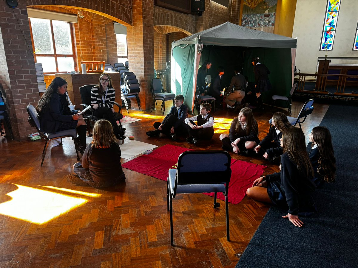 The Ellesmere Port CE College tweet media