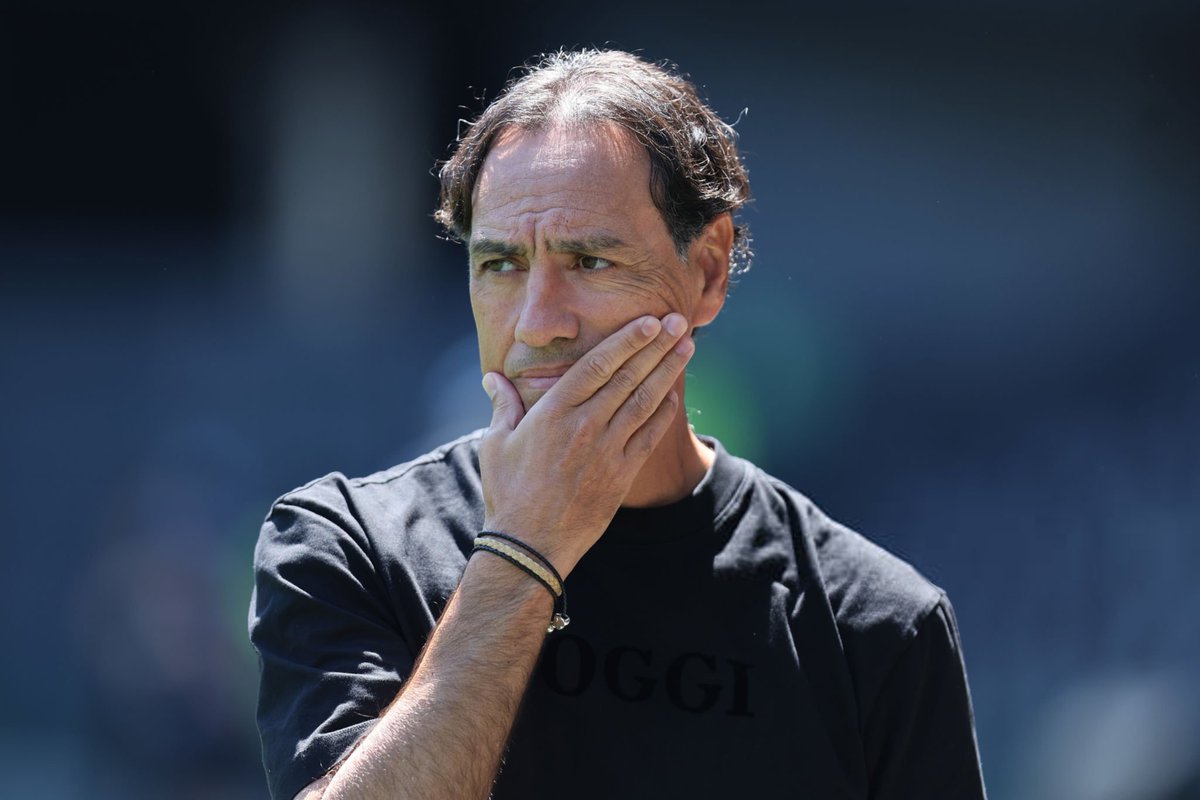 Vibes Foot tweet media