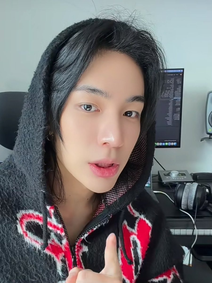 예쁜 봉비⁷⁵🐟🍪 | ⊙⊝⊜ ᶜᵃˡⁱᵍᵒ ᵖᵗ ᵗʷᵒ tweet media