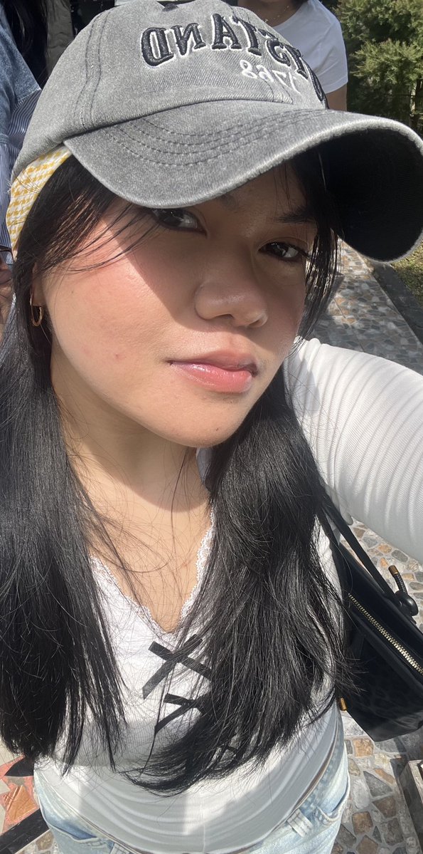 deb⭑𓂃💋ྀིྀི tweet media