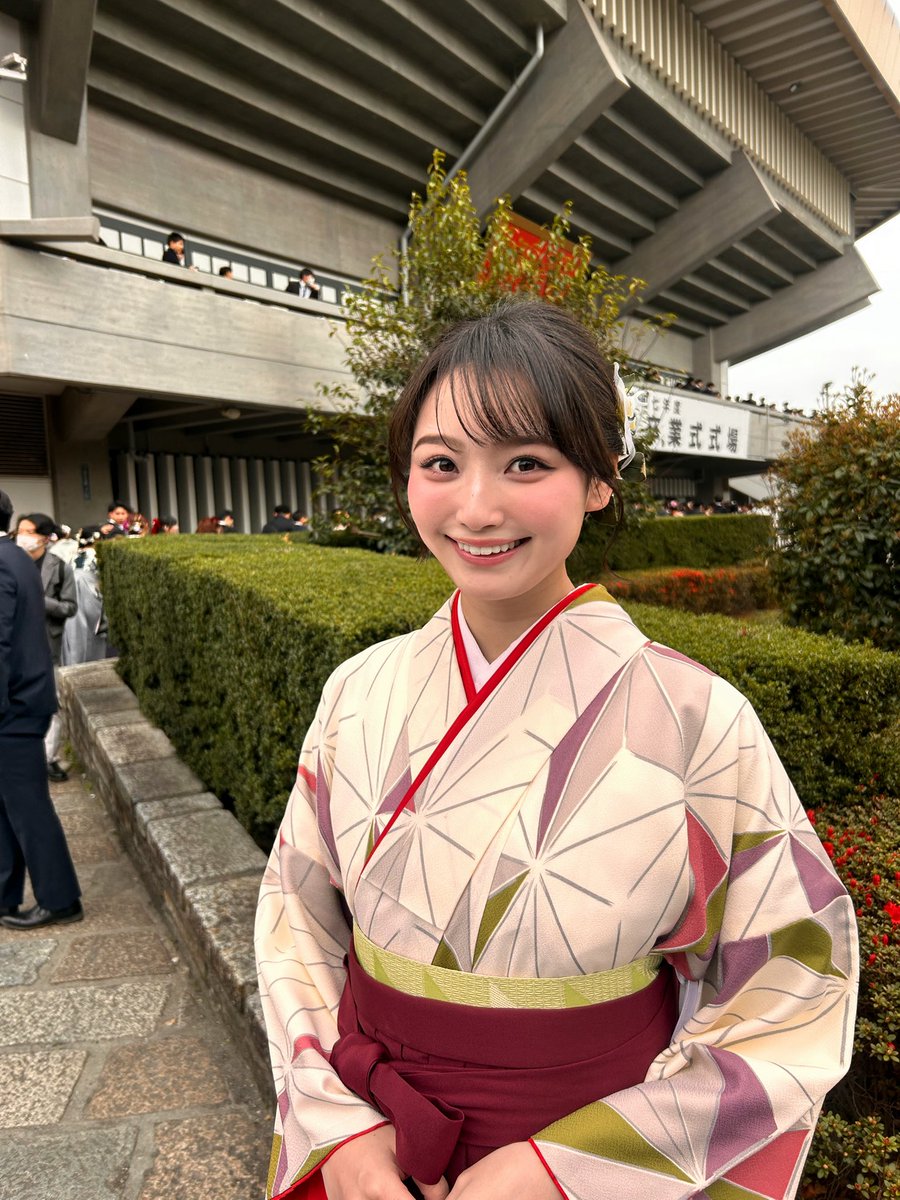 安井南 tweet media