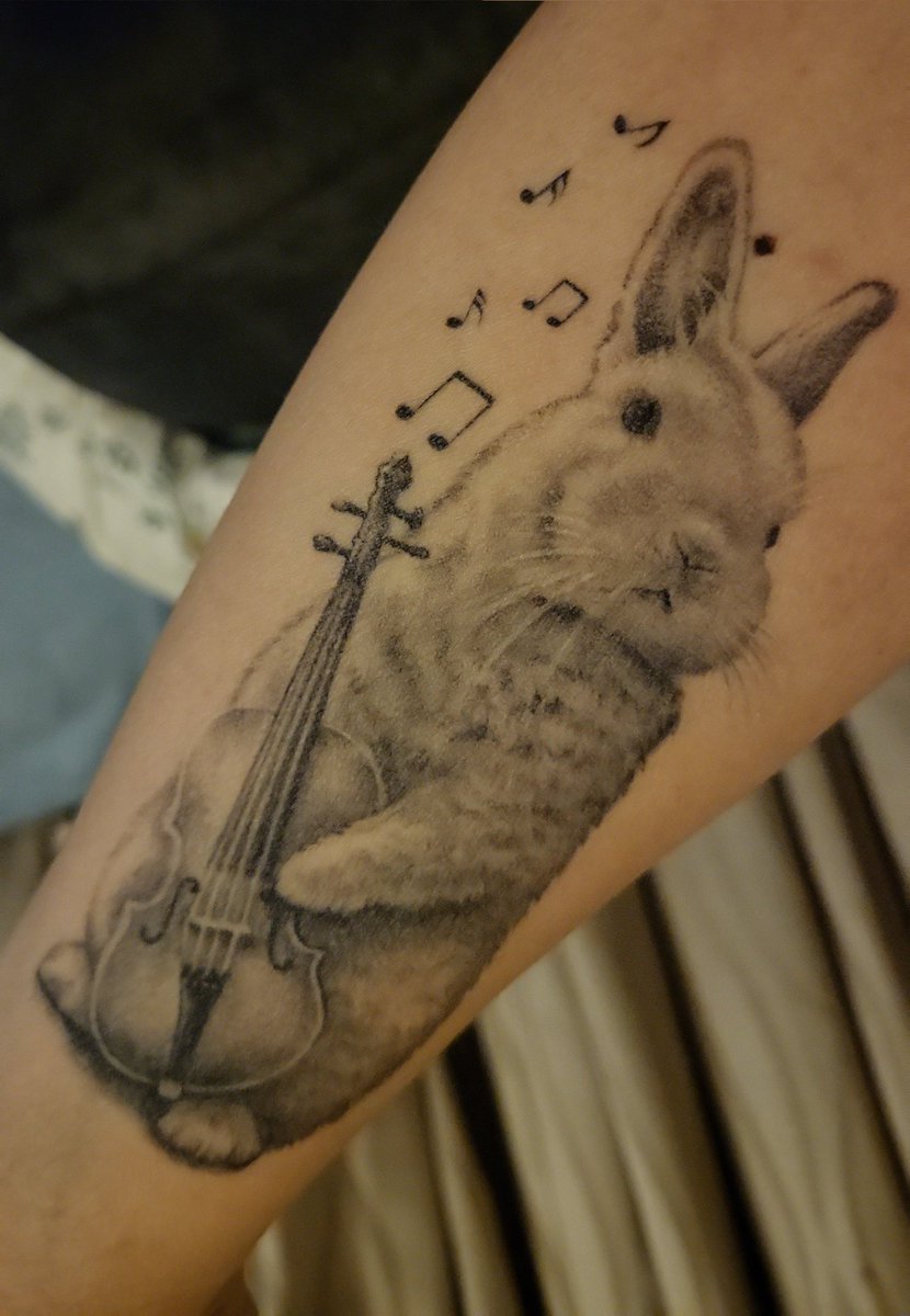 SweeLien's tweet photo. @mDCghg9U0NBAMf6 Aawww thank you, so are you 🐰

Snowball 🐰🖤 https://t.co/4hvnvGCoOH