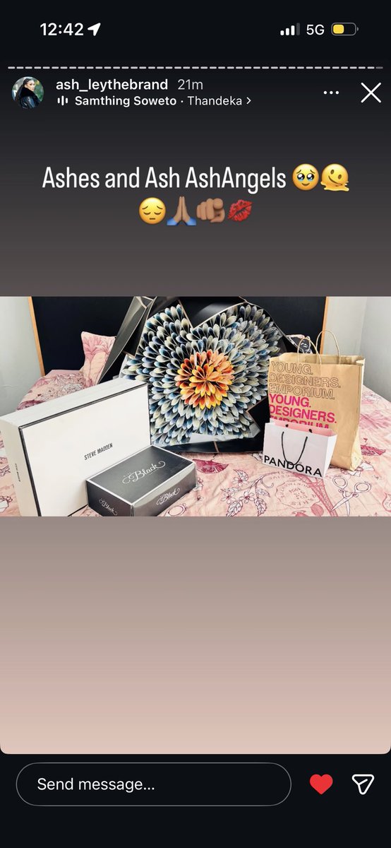 Tsholo💀 tweet media