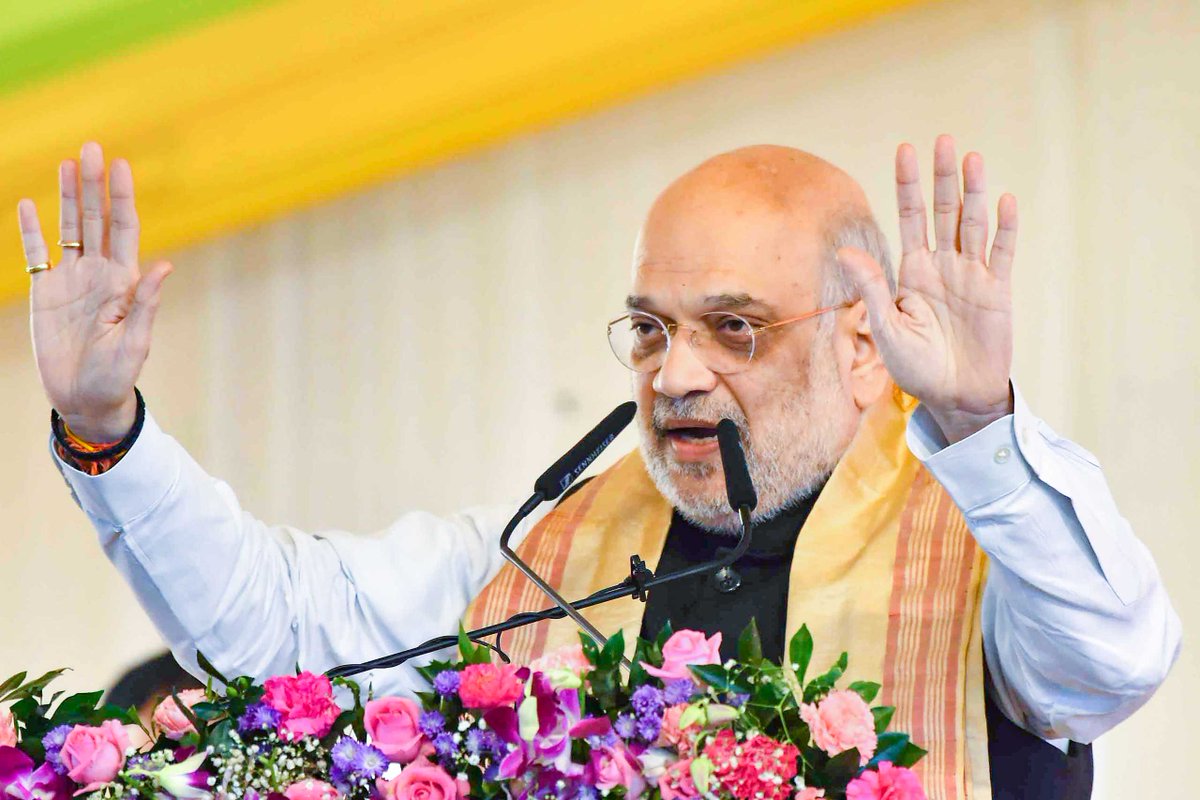 chitralekhamag's tweet photo. દેશમાં દરેક નાગરિક માટે સમાન કાયદો હોવો જોઈએઃ અમિત શાહ...
#AmitShah #UCC #Implemention #Gujarat #Citizens #Uttarakhand #Passed #Gujarat #SocialMedia #Uniform #Law #Resolution #BJP #Chitralekha

https://t.co/FP8tlWbLR4 https://t.co/PnXnDIs7GU