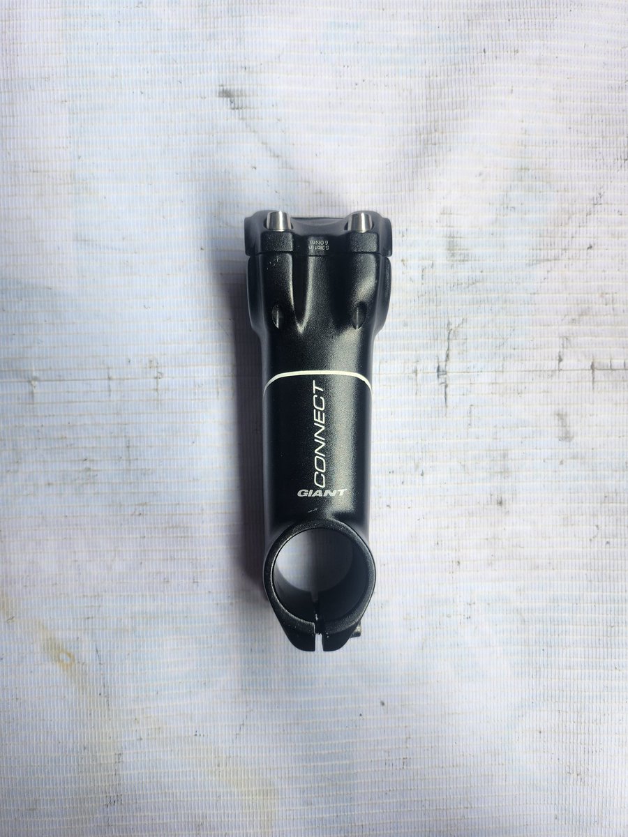 Islan Hata tweet media