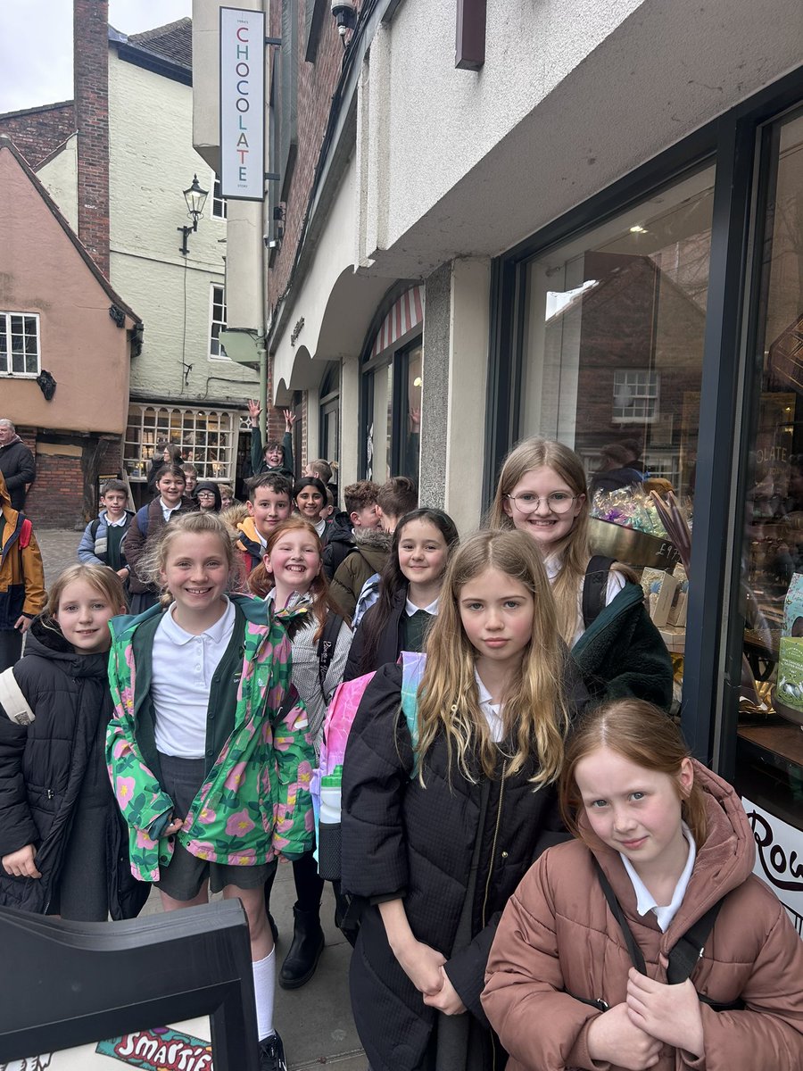 Year 5 tweet media