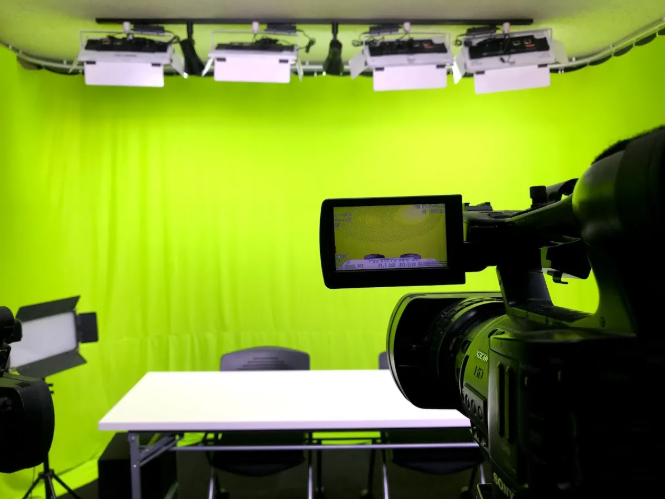 コスコン広報部＠サイトリニューアルしました🎊 tweet media