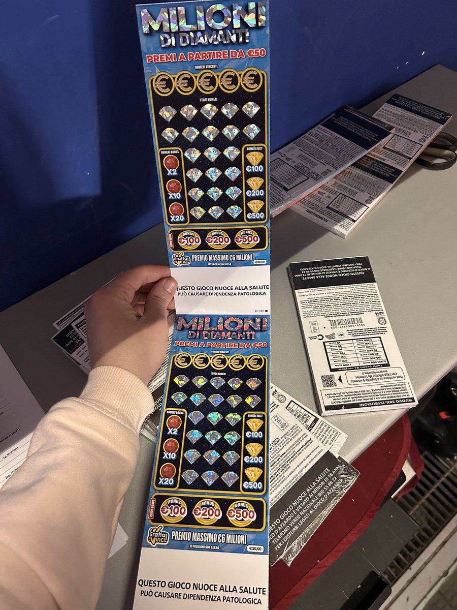 I Gigi 78 I tweet media