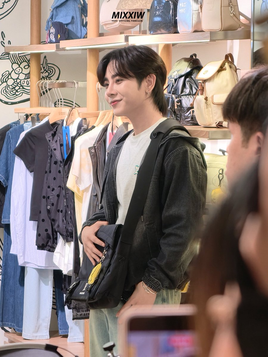 Mixxiw Official แม่น้องดีน tweet media