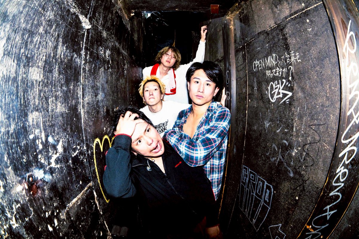 VANITYMIX_magazine tweet media