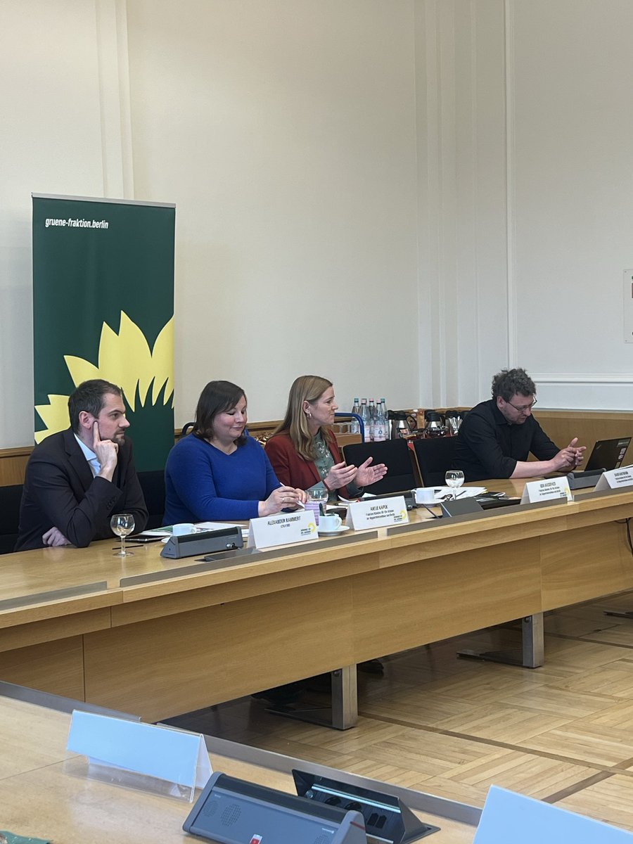 Antje Kapek tweet media