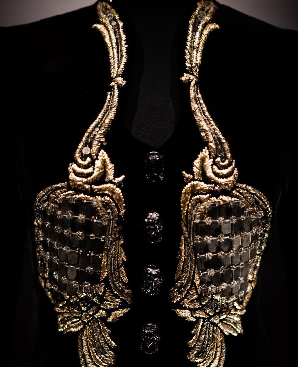 Outlander Magazine tweet media