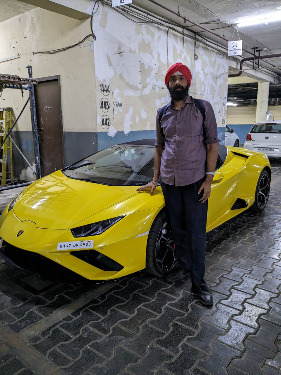 B Singh 🐝 tweet media