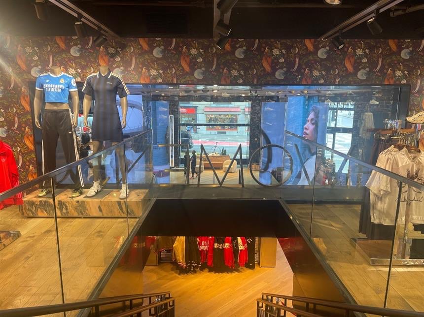 Poopsnoop tweet media