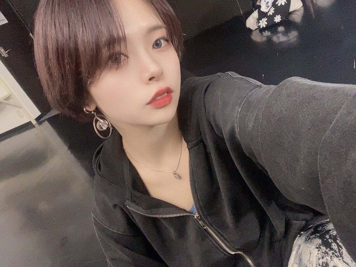 ゆ ら🦋 tweet media