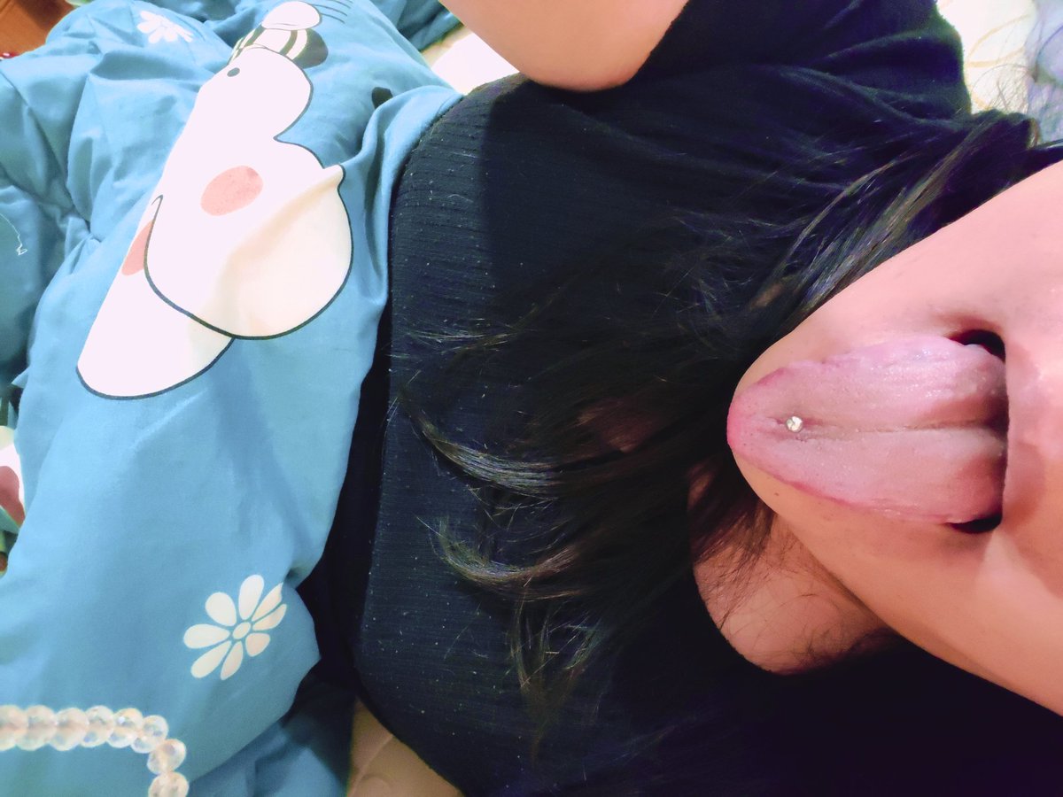 紅酒🍷深含吸舔 tweet media