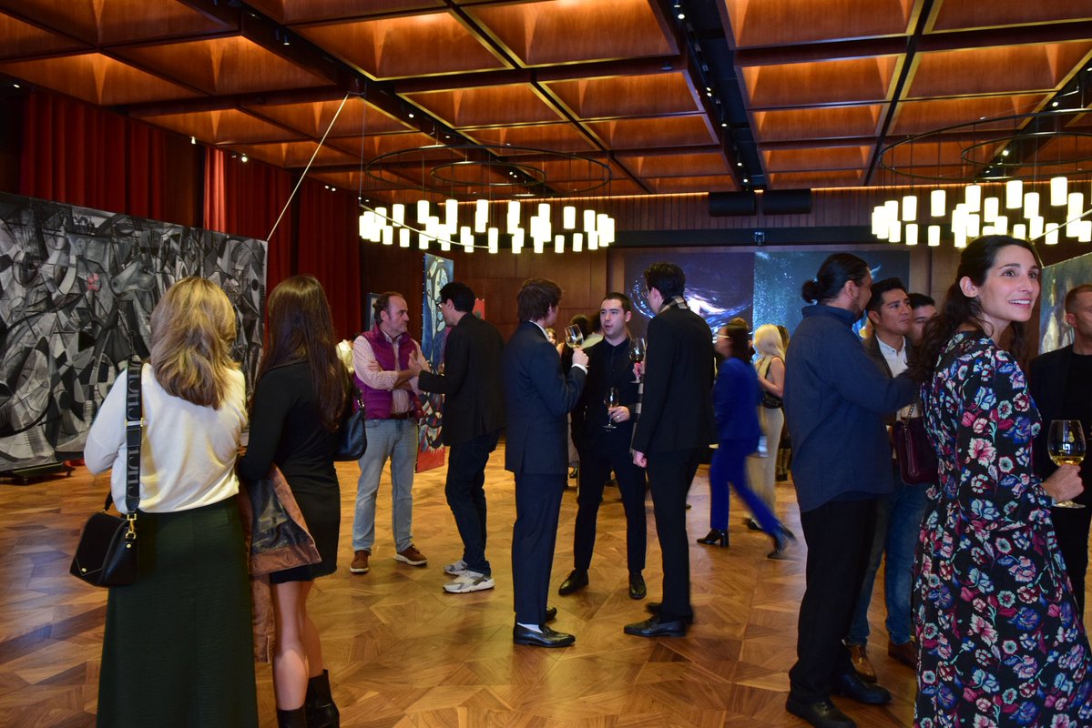 Sinbad the Sailor tweet media