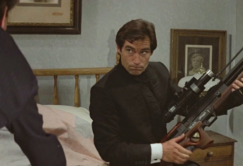 qnoissan's tweet photo. #国際諜報局
　#TheIpcressFile
#コンドル
　#ThreeDaysOfTheCondor
#殺しの許可証
　#PermissionToKill
#007リビング・デイライツ
　#TheLivingDaylights
#RONIN
　#Ronin

以上 好みのスパイ映画 ５選.

 '60 より前の作品 や
  ヒッチコック作品 は 除く.

#映画  #SpyThriller https://t.co/TM5fn1PUoz