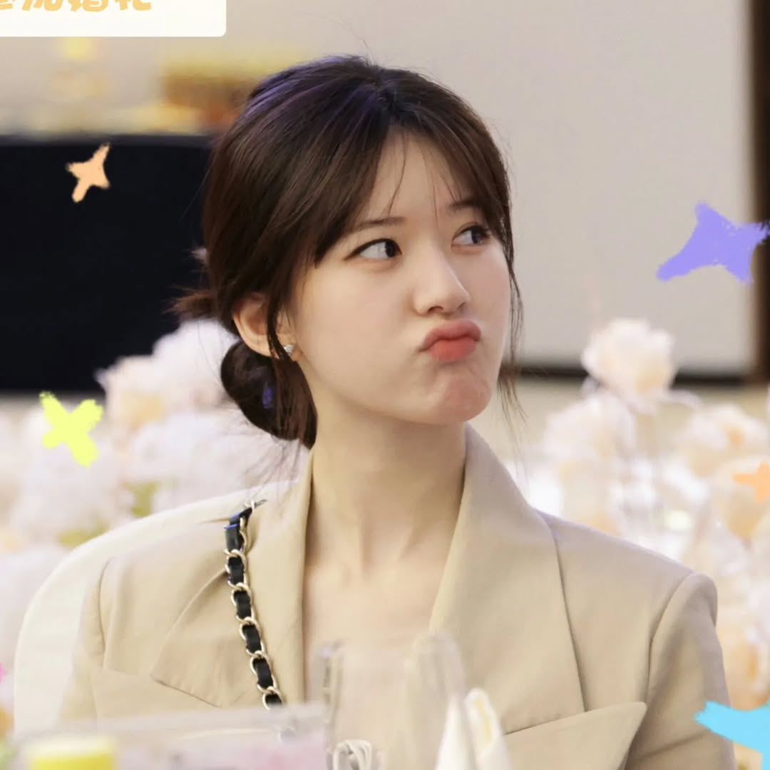 ๐๐๐ฅ๐ ๐น tweet media