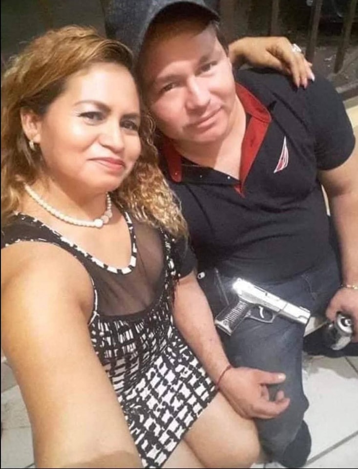 <a href="/roro_asesino/">킬러 루 RORO∆Z€ZINO</a> Lo reconoció por la escuadra, para que chingaos quiere pruebas de ADN?