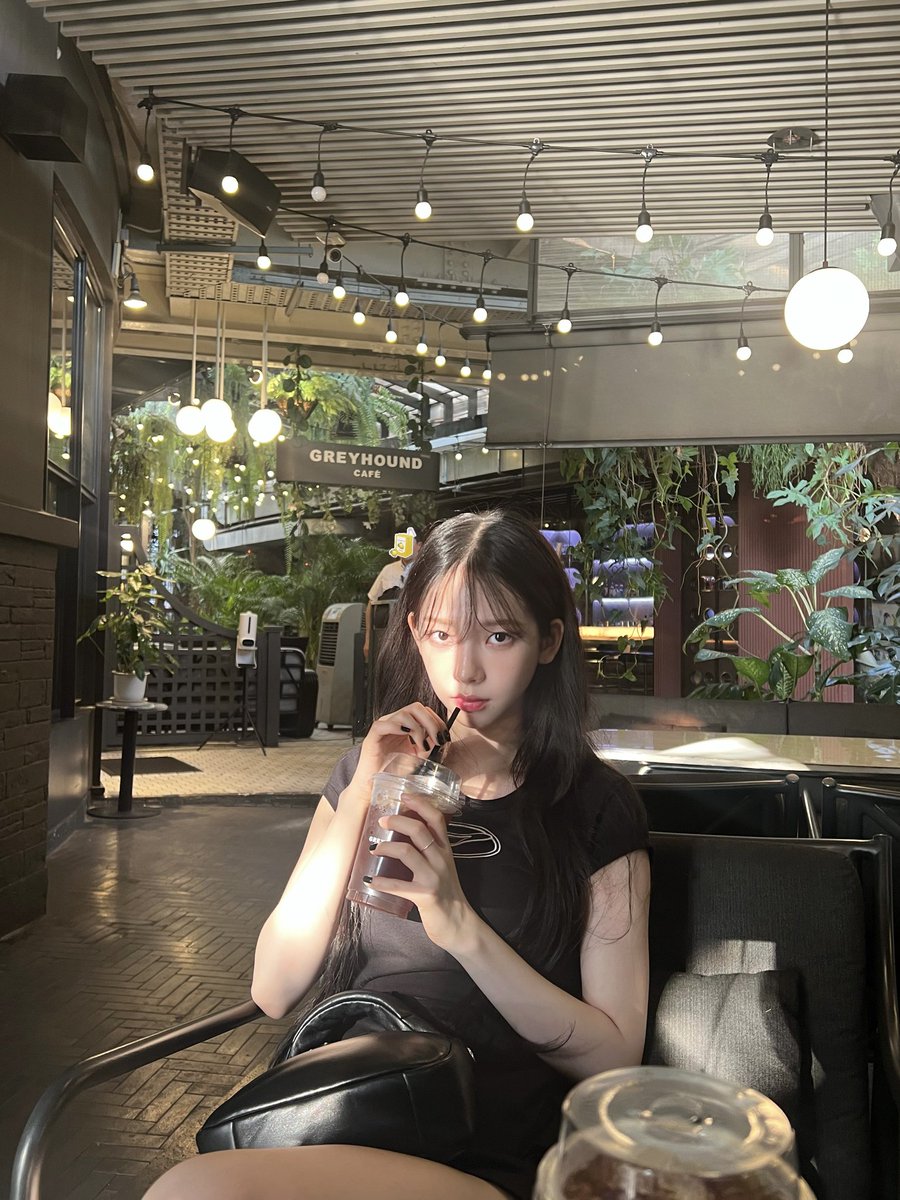 timetoKARINA_'s tweet photo. 230325 | 에스파 트위터

#aespa #에스파 #KARINA #카리나 https://t.co/eLLYFrIk2c