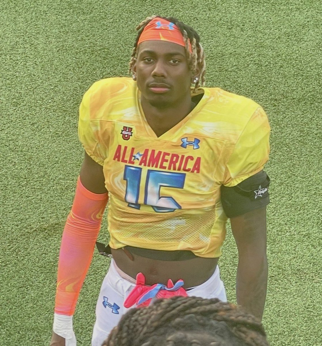 Deland McCullough tweet media