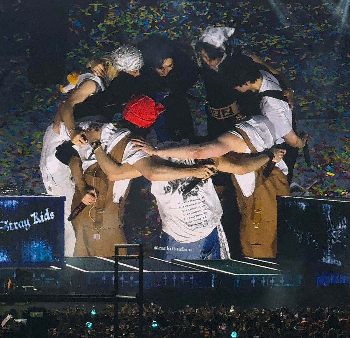 carlottafaroo's tweet photo. HAPPY 8TH ANNIVERSARY TO MY FAVORITE 8 
thank you❤️

#StrayKids #스트레이키즈
#StrayKids8thAnniversary
#스키즈와_채울_8번째_포토북
#AllWeNeed_is_StrayKids
#YouMakeStrayKidsStay https://t.co/Ll8E0ofv4A