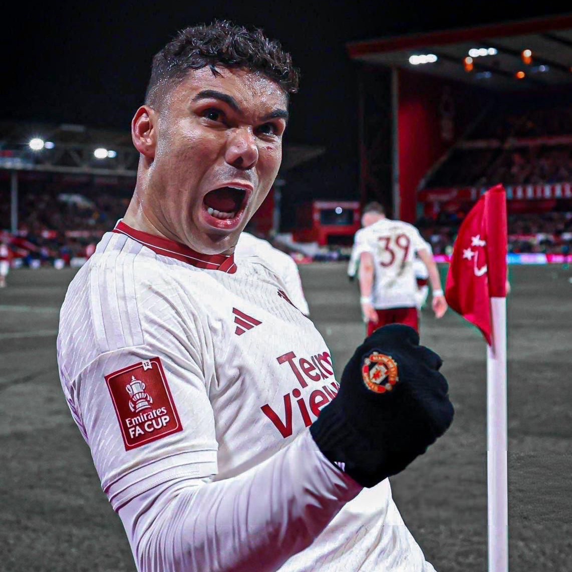 United Update tweet media