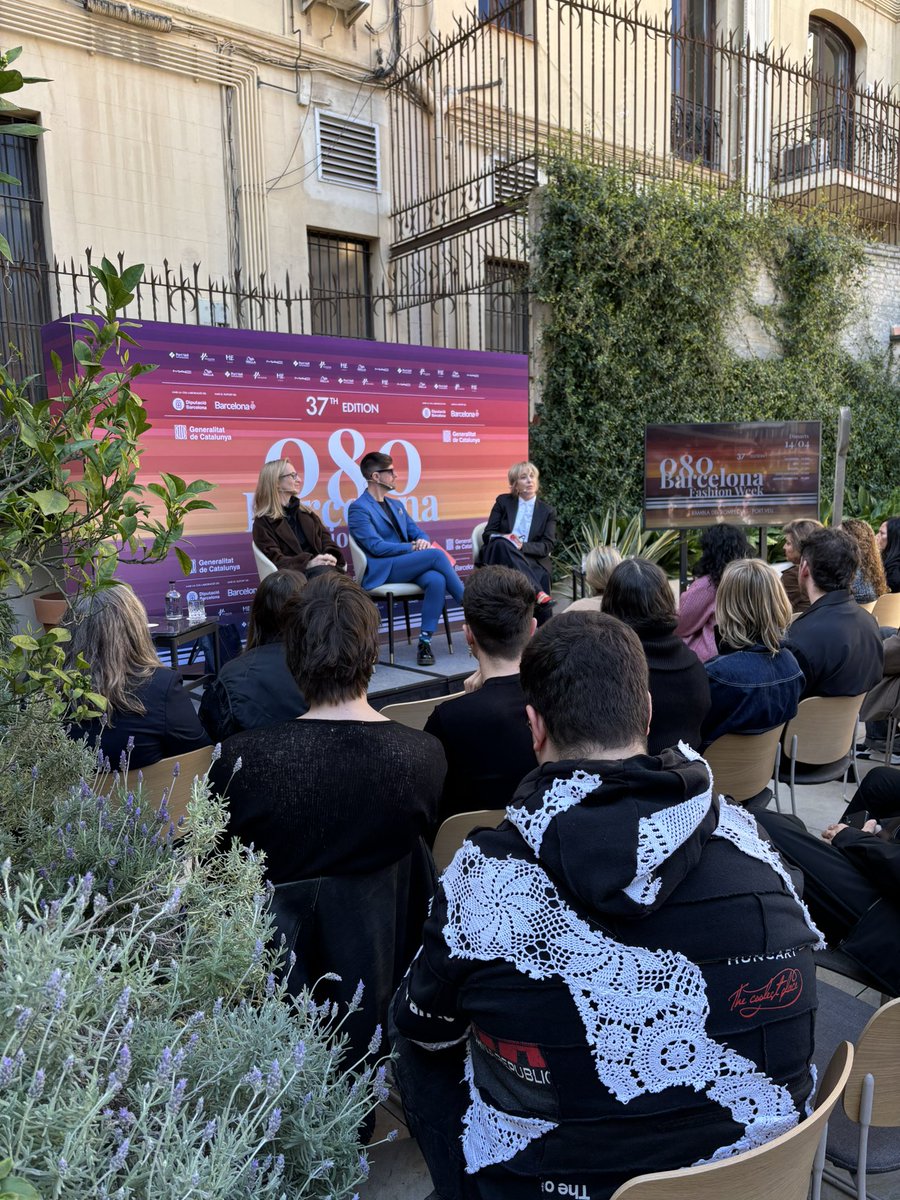 Comerç, artesania i moda tweet media