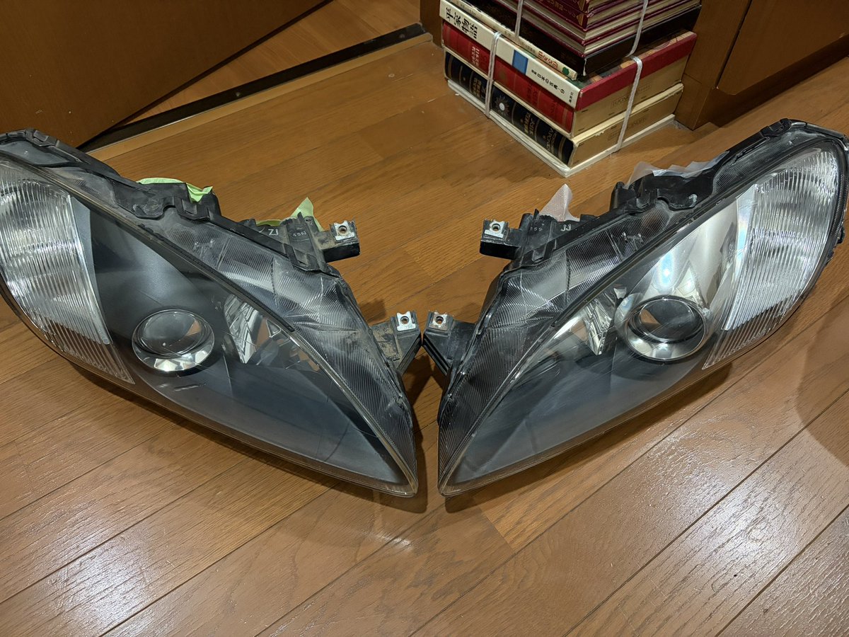 拡散希望 #売ります S2000のヘッドライト売ります 運転席側：前期 助手 