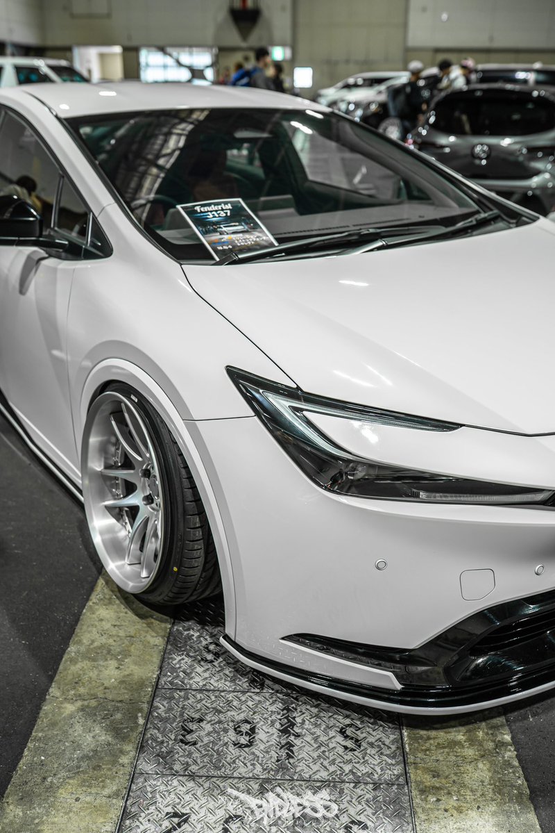 outriprius tweet media