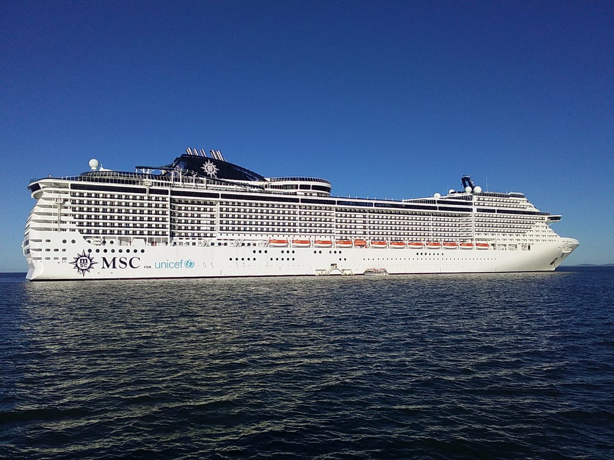 Grupo PDA tweet media