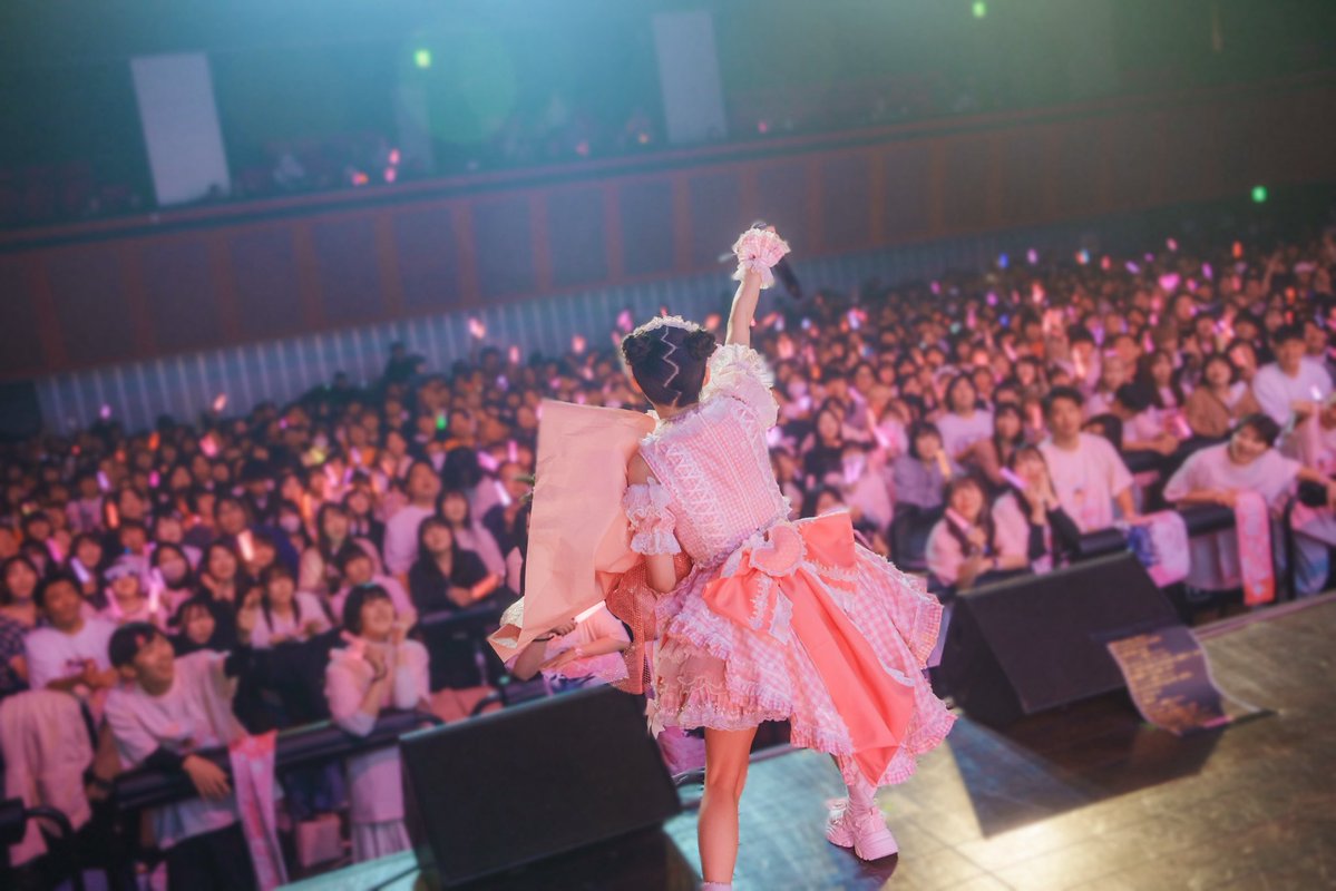 向日えな tweet media