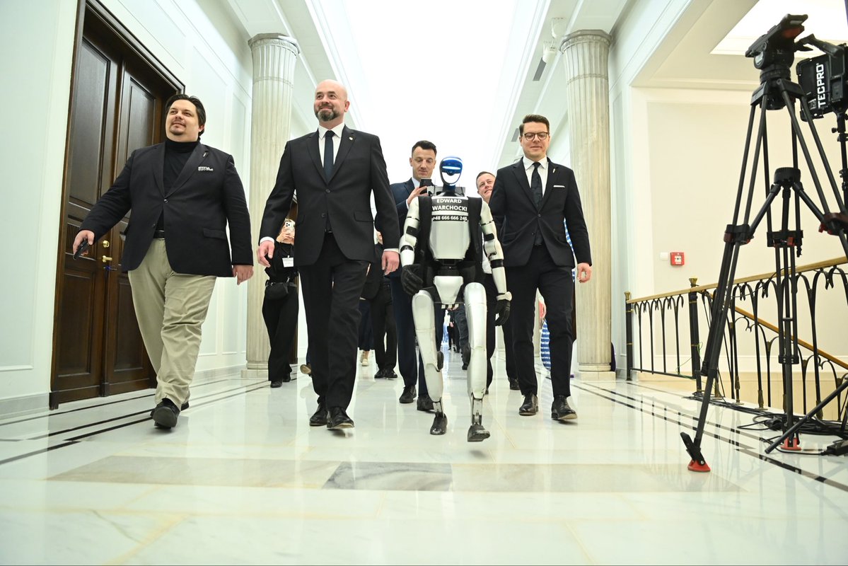 Konfederacja tweet media