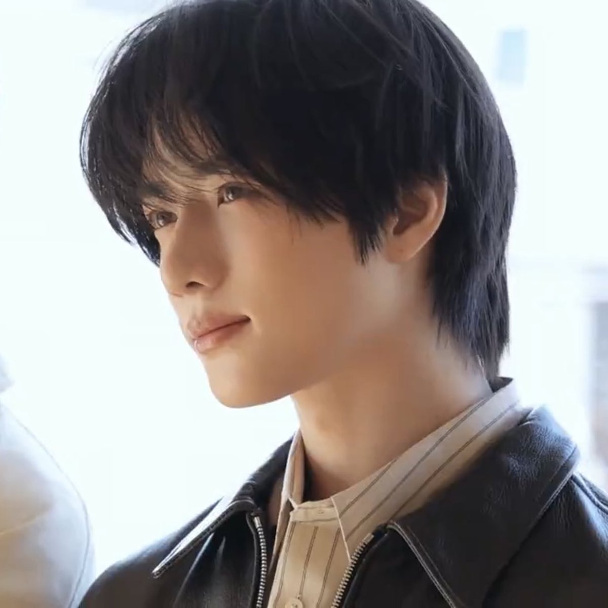 rie 🌼 tweet media