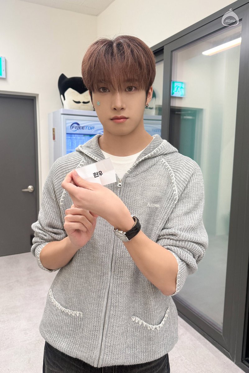 Lua 🐥 is delulu tweet media