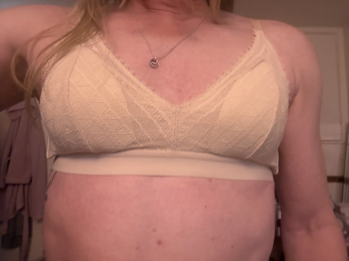 Lovely, I can finally wear a bra with no padding #trans #smalltits #growingtits