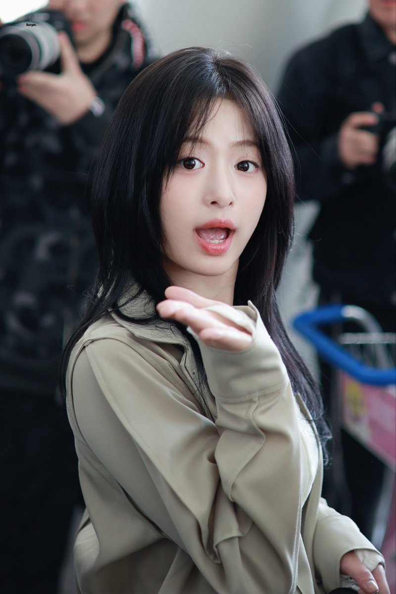 🦋✨️ tweet media